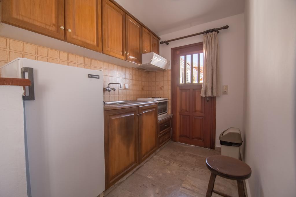 Maria Parameriti Apartments 波罗斯 外观 照片