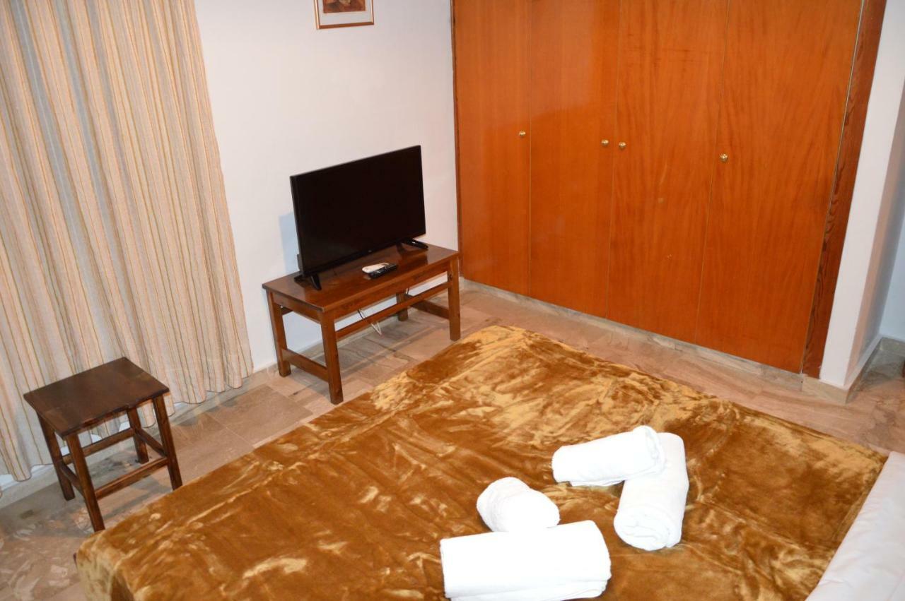 Maria Parameriti Apartments 波罗斯 外观 照片