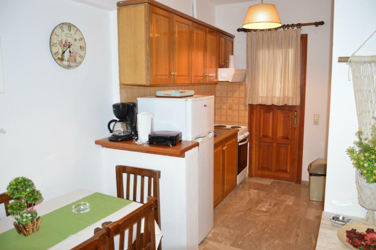 Maria Parameriti Apartments 波罗斯 外观 照片